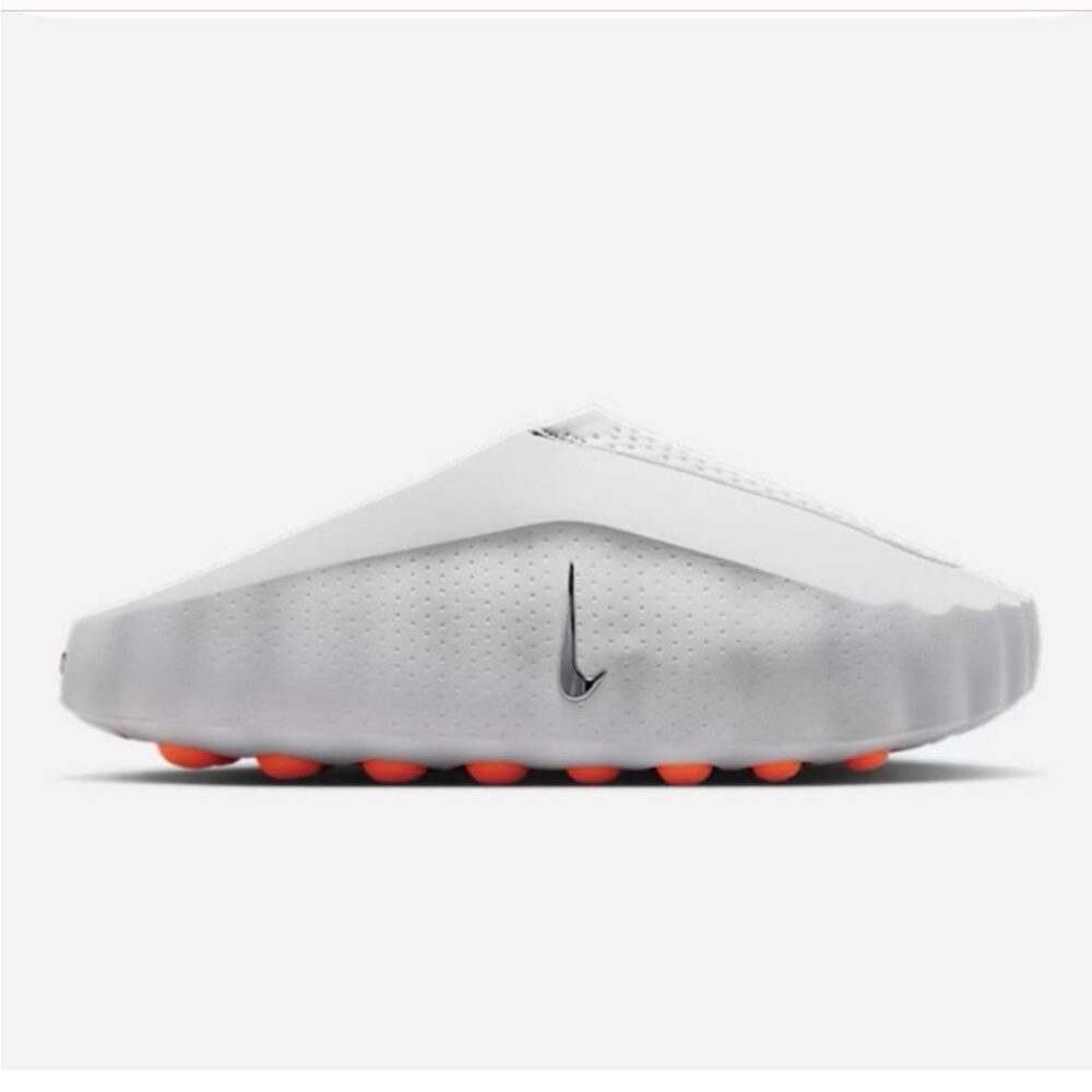 Nike Mind 001 Women’s size 10 Mules
